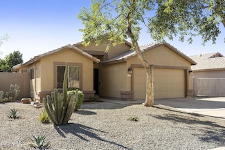 2121 W Saint Charles Ave, Phoenix, AZ 85041