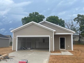 436 Cherokee Rd, Boiling Spring Lakes, NC 28461