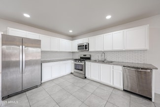 8120 W Varney Rd, Peoria, AZ 85345