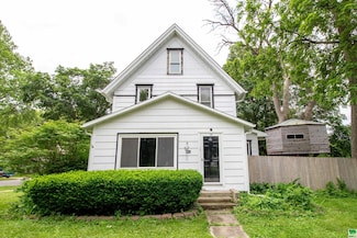 201 3rd Ave NW, Pocahontas, IA 50574