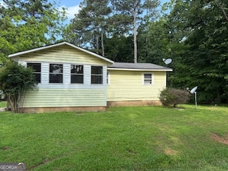22 Shell Rd, Carrollton, GA 30116
