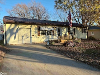 1016 Elizabeth St, Iowa Falls, IA 50126
