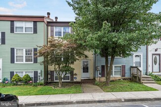 27 Bohn Ct, Rosedale, MD 21237