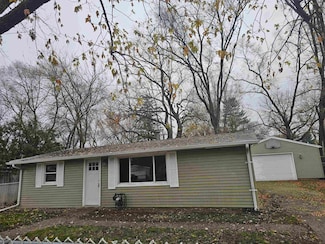 7913 Mildred Rd, Machesney Park, IL 61115