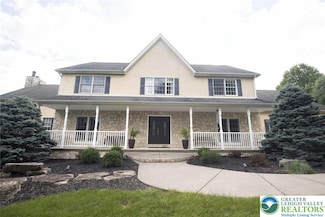 2690 Greens Dr, Hellertown, PA 18055