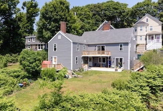126 Summer St, Plymouth, MA 02360