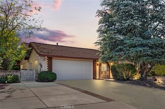1323 Pepper Tree Dr, Hemet, CA 92545