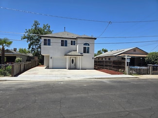 1703 N Stevenson St, Visalia, CA 93291