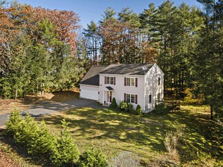 8 Dora Ln, Limerick, ME 04048