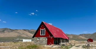 13995 Grass Valley Rd, Winnemucca, NV 89445