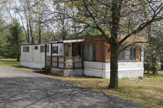276 Ember Ct, Oxford, WI 53952