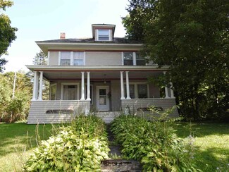 123 N Main St, Wallingford, VT 05773