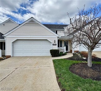 21870 Addington Blvd Unit 14, Rocky River, OH 44116