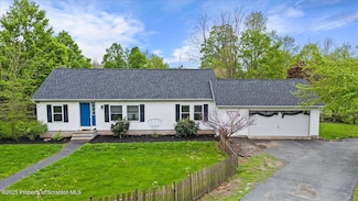 1921 Heart Lake Rd, Scott Township, PA 18433