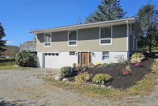 202 Holsapple Rd, Dover Plains, NY 12522