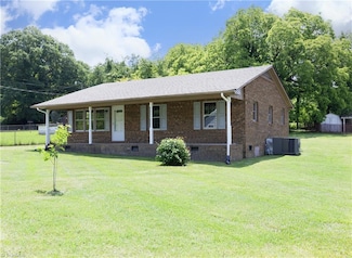107 Rencher St, Hillsborough, NC 27278