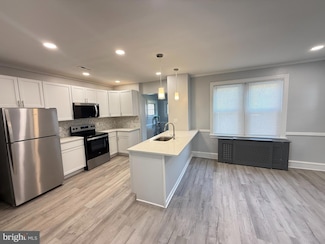 602 W 27th St, Wilmington, DE 19802