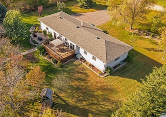 38397 Richmond Heights Dr, Aberdeen, SD 57401