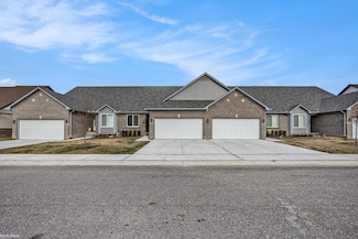 48309 Applegrove Ln, New Baltimore, MI 48051