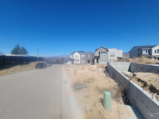 1239 E Echelon Ridge Ln, Boise, ID 83716