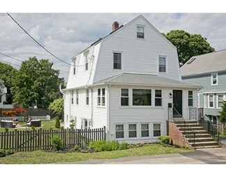 23 A St, Hull, MA 02045