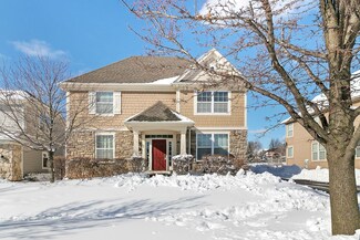 1660 N Wood's Way, Vernon Hills, IL 60061
