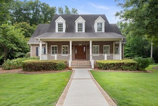 102 Settlers Dr, Greenwood, SC 29646