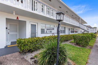20 Windsor A Unit A, West Palm Beach, FL 33417