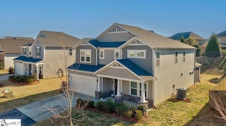 509 Grandon Rd, Greer, SC 29651