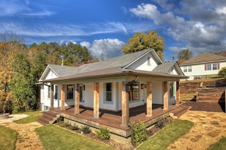 111 Highland St, Copperhill, TN 37317