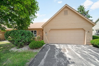 N98W17792 Sherwood Ct, Germantown, WI 53022