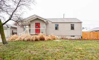 1406 Redick Blvd, Carter Lake, IA 51510