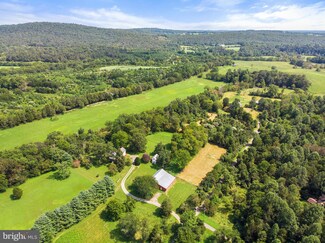 7811 Carters Run Dr, Marshall, VA 20115