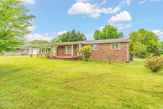 205 N Walker Ave, Rockwood, TN 37854