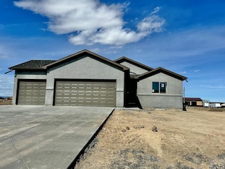 553 E Scandia Dr, Pueblo West, CO 81007