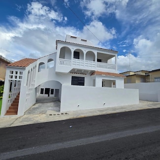 373 Lutz, San Juan, PR 00901