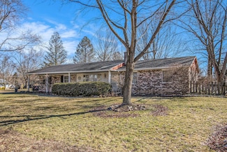 5530 Clato St, Kalamazoo, MI 49004