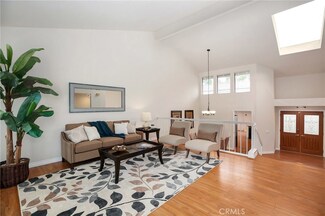 45 Rocky Knoll Unit 35, Irvine, CA 92612