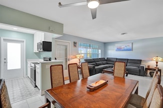 931 SE 9th Ave Unit 13, Pompano Beach, FL 33060