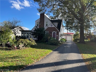 33 Crestline Place, Youngstown, OH 44512