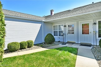 3477 Ivy Hill Cir, Cortland, OH 44410