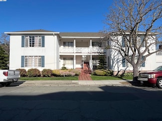 1303 Paru St, Alameda, CA 94501