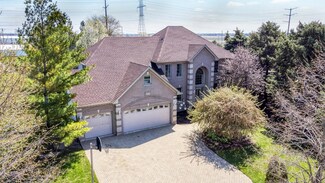 19057 S Saddlebrook Dr, Shorewood, IL 60404