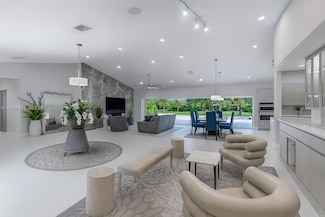 17873 Fieldbrook Cir W, Boca Raton, FL 33496