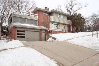 4 S Roby Rd, Madison, WI 53726