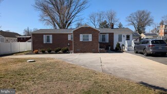 210 W Forestview Rd, Brookhaven, PA 19015