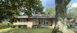 206 Moreland Dr, Canfield, OH 44406