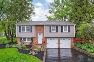 1824 Lost Valley Rd, Powell, OH 43065