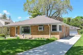 10108 W Sunset Ave, Milwaukee, WI 53222
