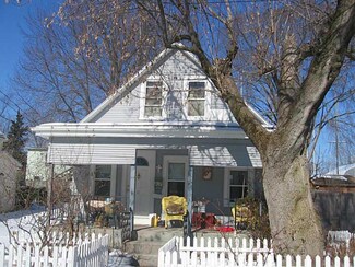 29 Ottawa Ave, Warwick, RI 02889